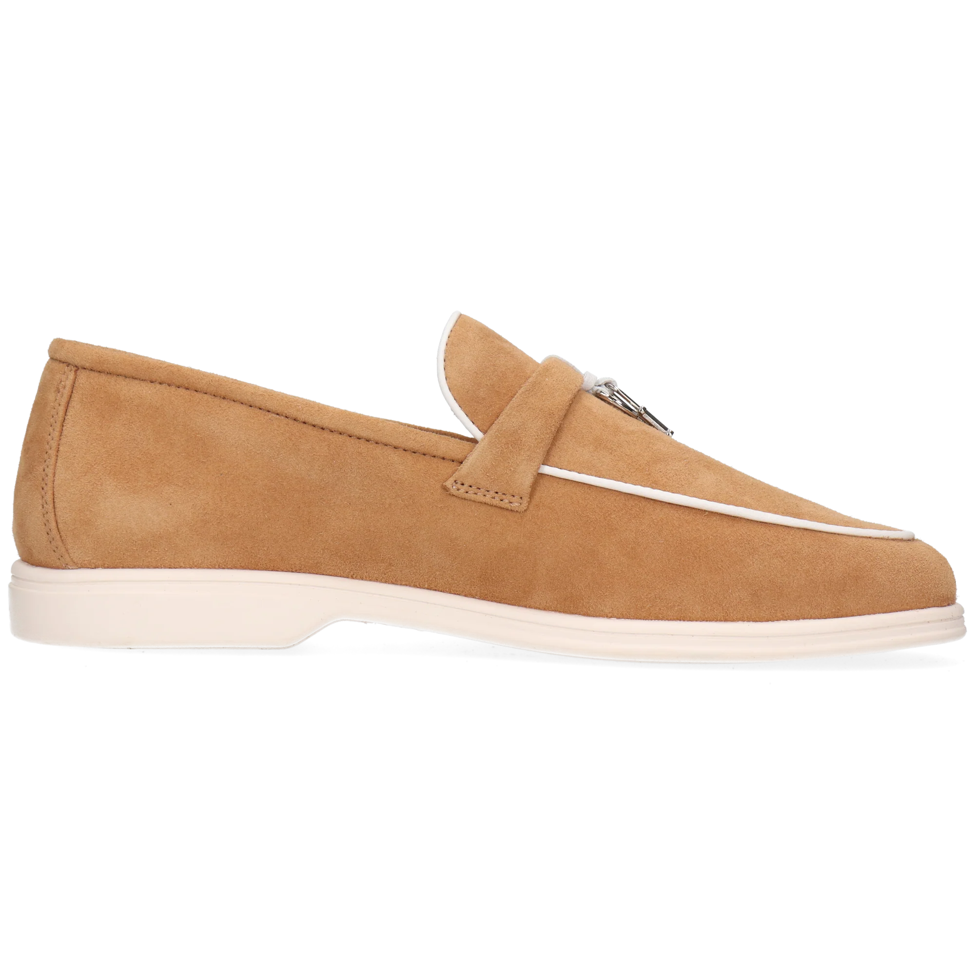 Adley 24 - Image 2