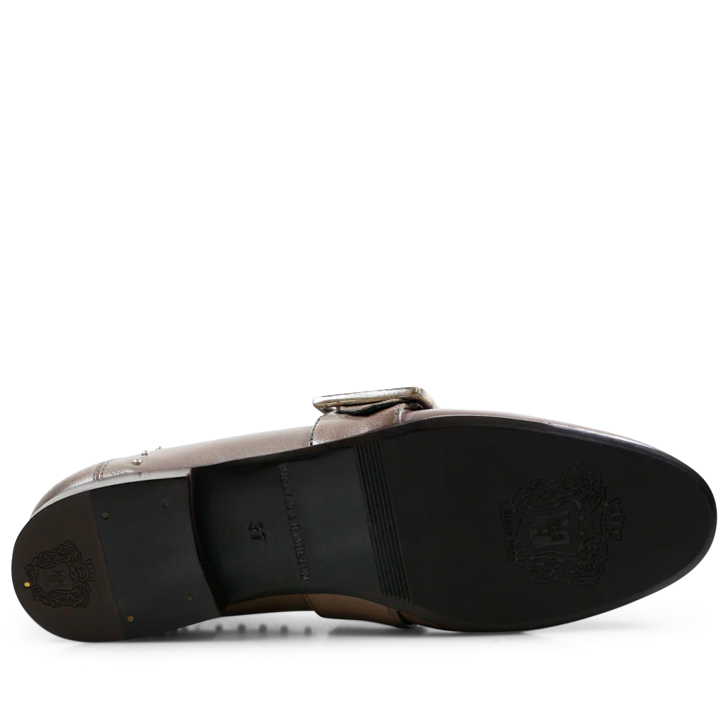Claire 18 - Image 5