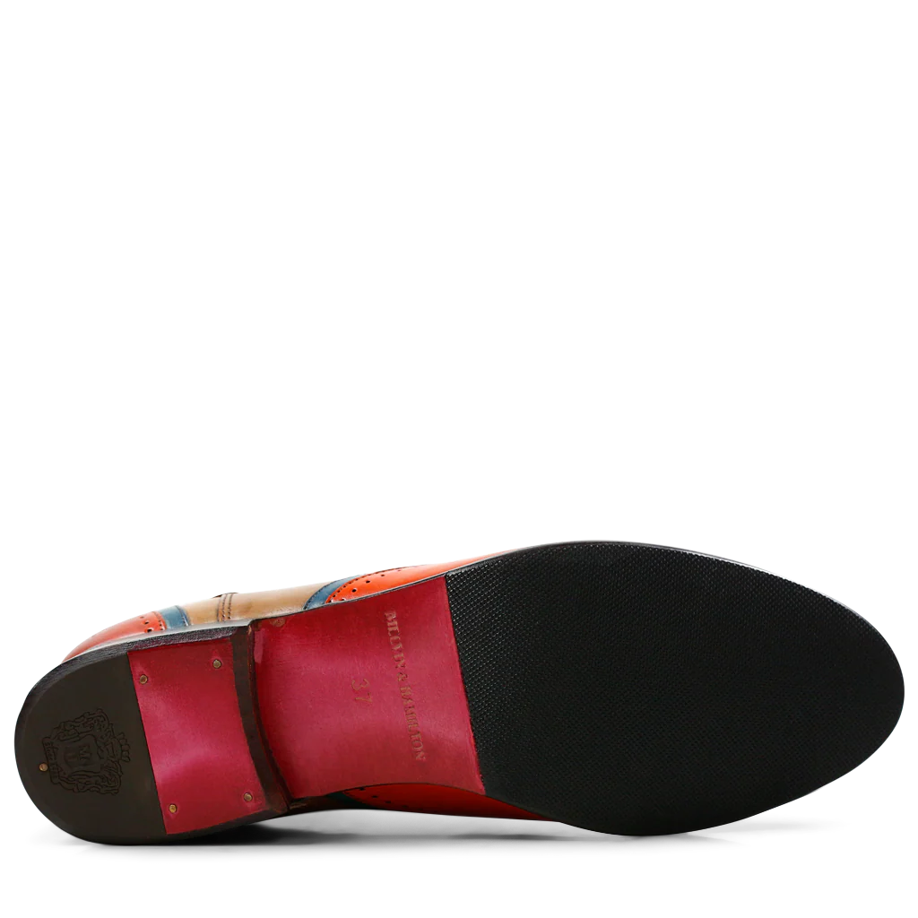 Sally 19 - Image 5